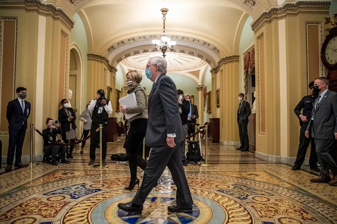 Un vídeo del asalto al Capitolio deja en silencio al Senado
