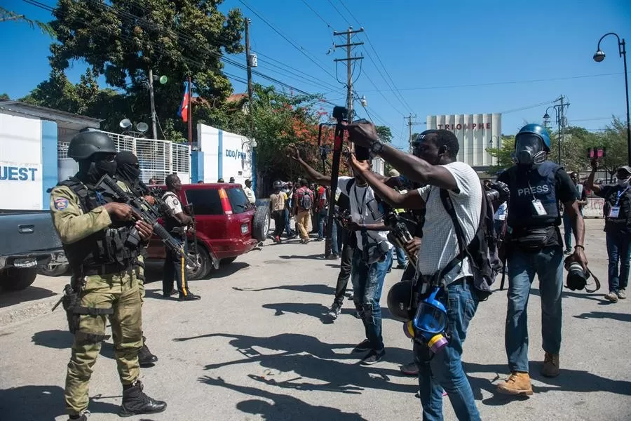 Ordenan liberar a juez acusado de golpe de Estado en Haití