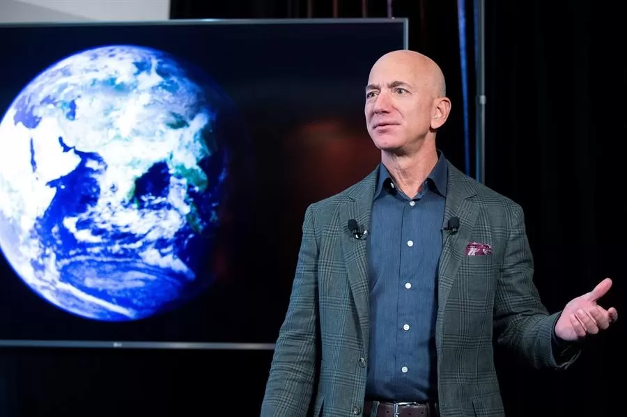 Bezos anuncia su retirada de Amazon, la empresa que fundó hace 27 años
