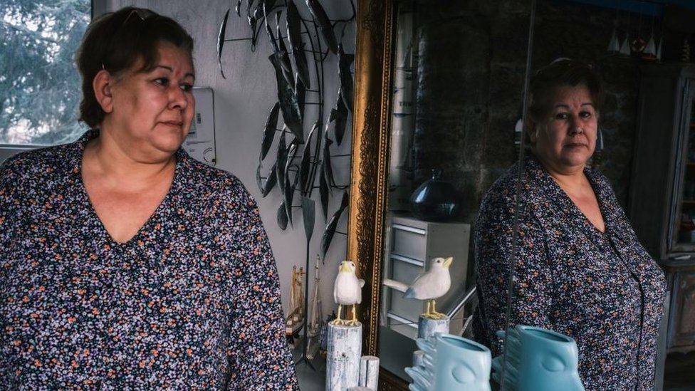 Estoy oficialmente muerta: la mujer que lucha contra las autoridades para probar que está viva
