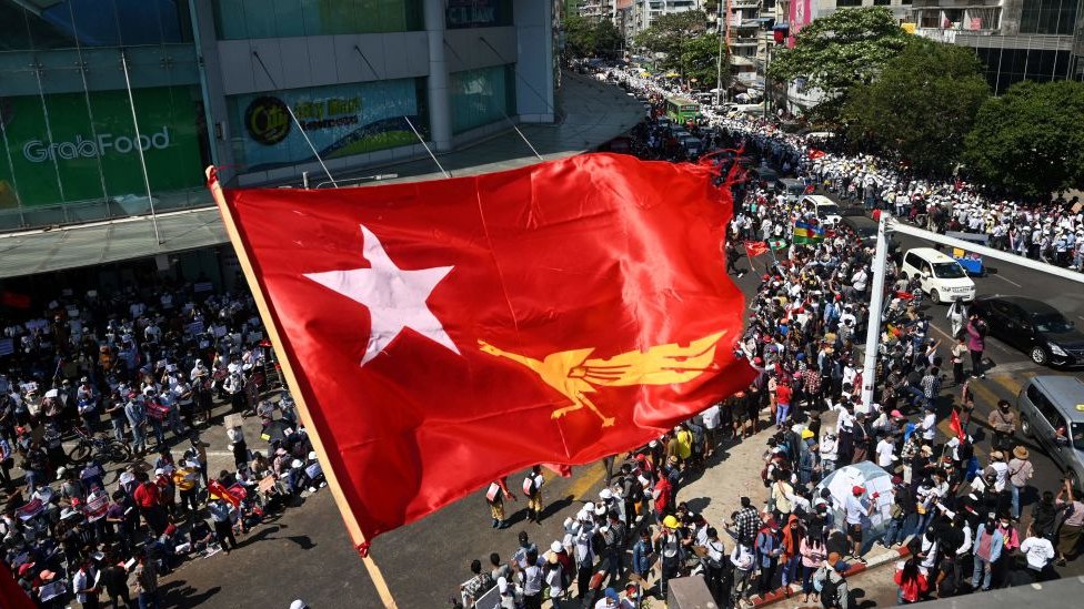 Golpe de Estado en Myanmar: Creo que debo contribuir, incluso con mi vida, a oponerme a la dictadura