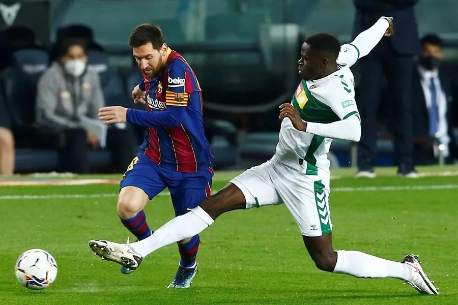 Messi desatasca al Barça, aprieta la Liga y lidera a goleadores