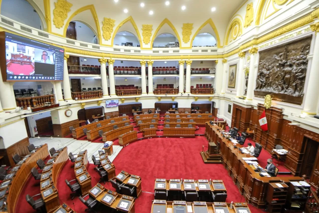Perú elimina la inmunidad parlamentaria