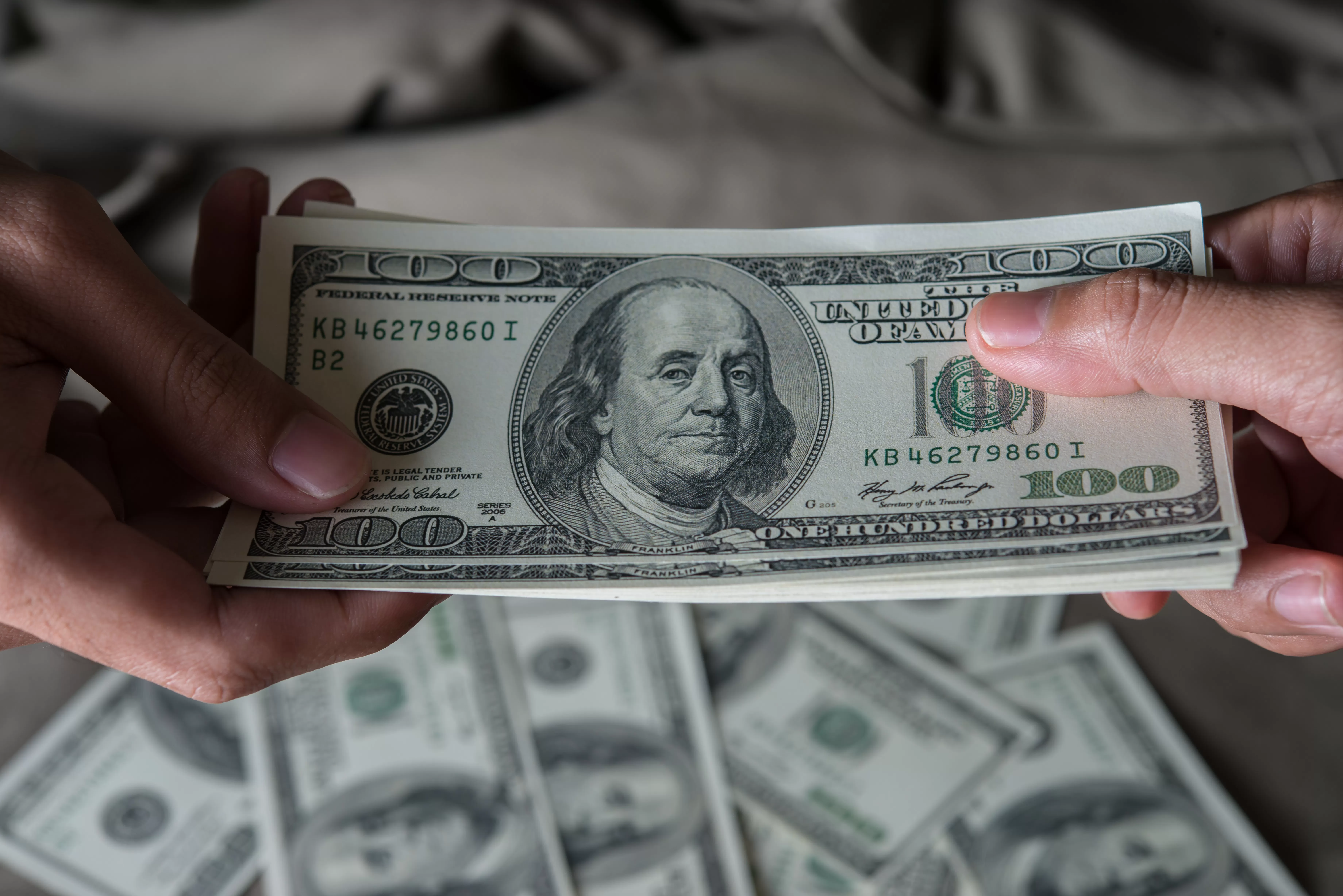 El dólar roza este viernes para la venta los 58.92 pesos dominicanos