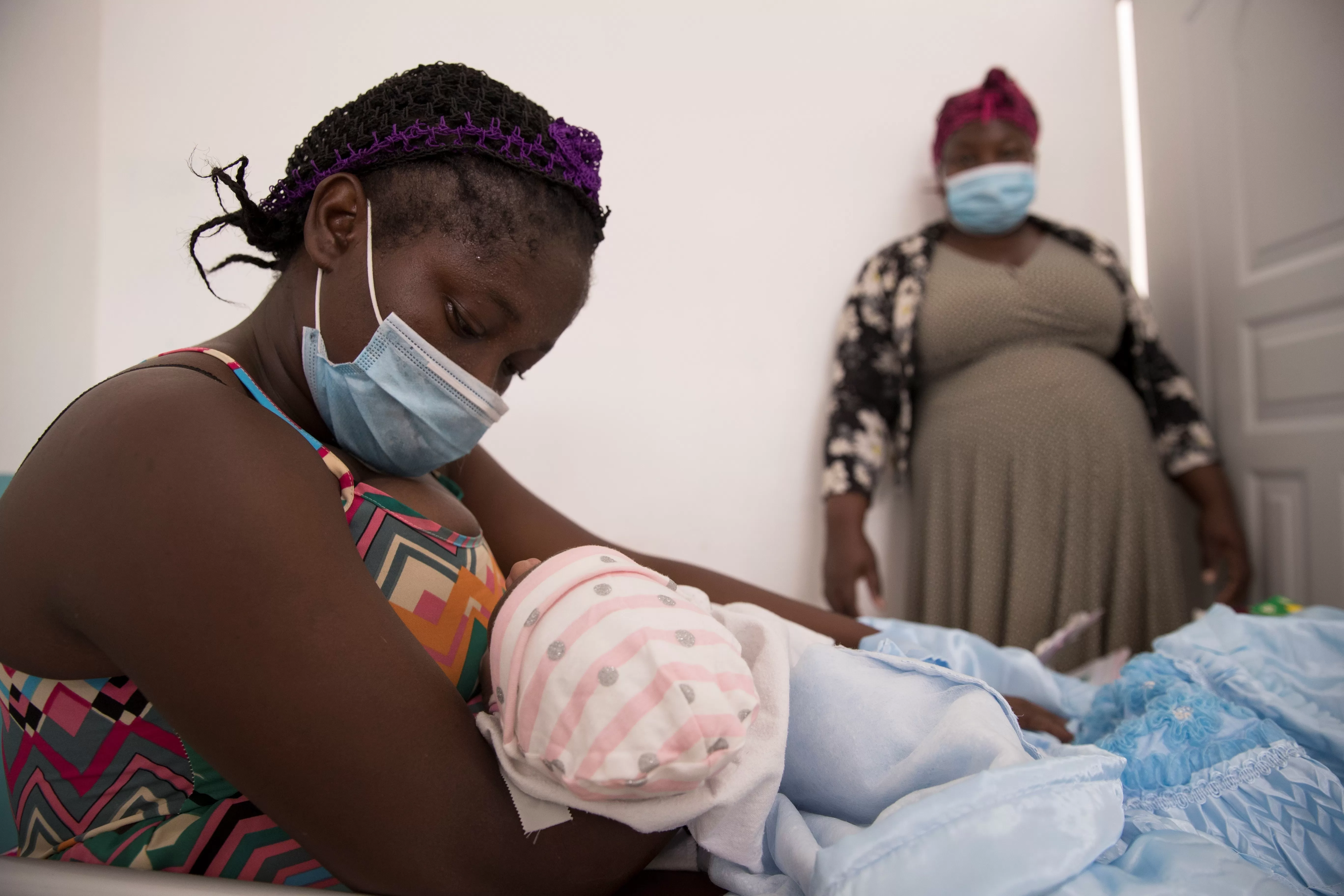 Denuncian deportación de embarazadas haitianas