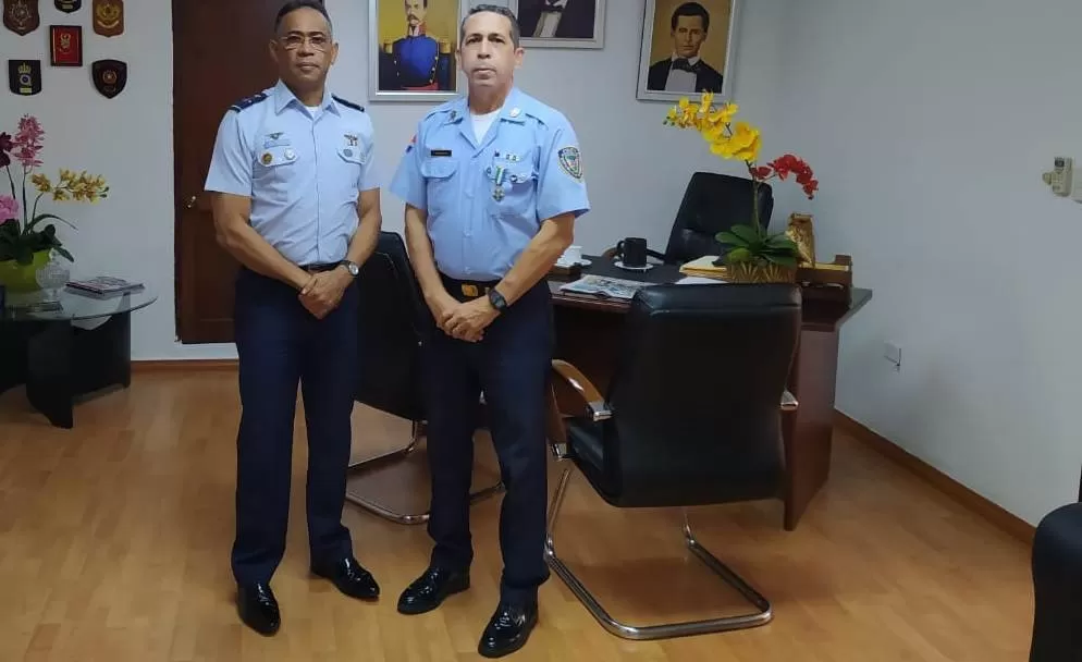 Presidente del Círculo Deportivo Militar felicita al coronel Pesqueira por trayectoria