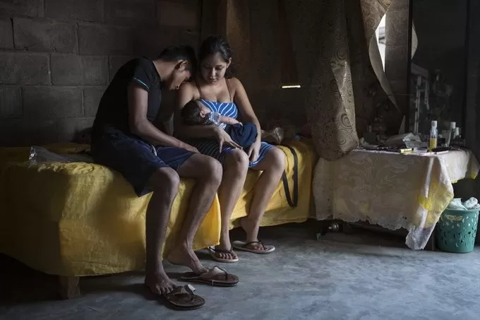 Víctimas dominicanas de matrimonio infantil enseñan a otras a esperar