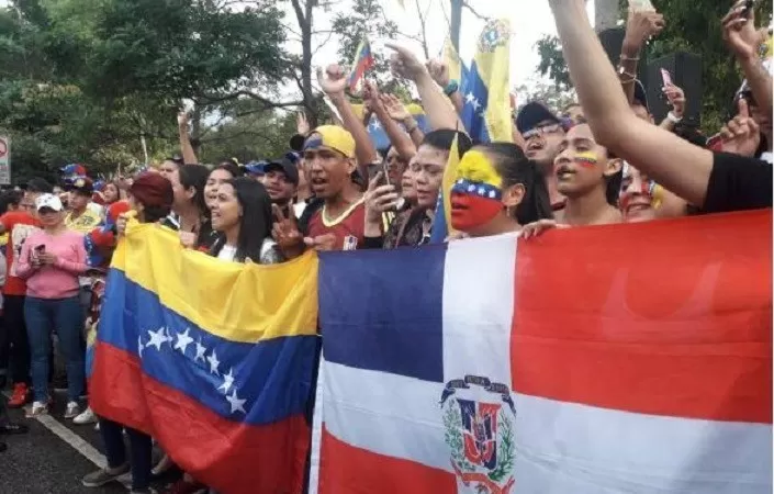 Venezolanos se regularizan en República Dominicana