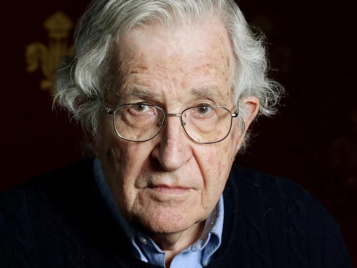 Noam Chomsky aboga por las tres causales en carta a arzobispo y todos los obispos dominicanos