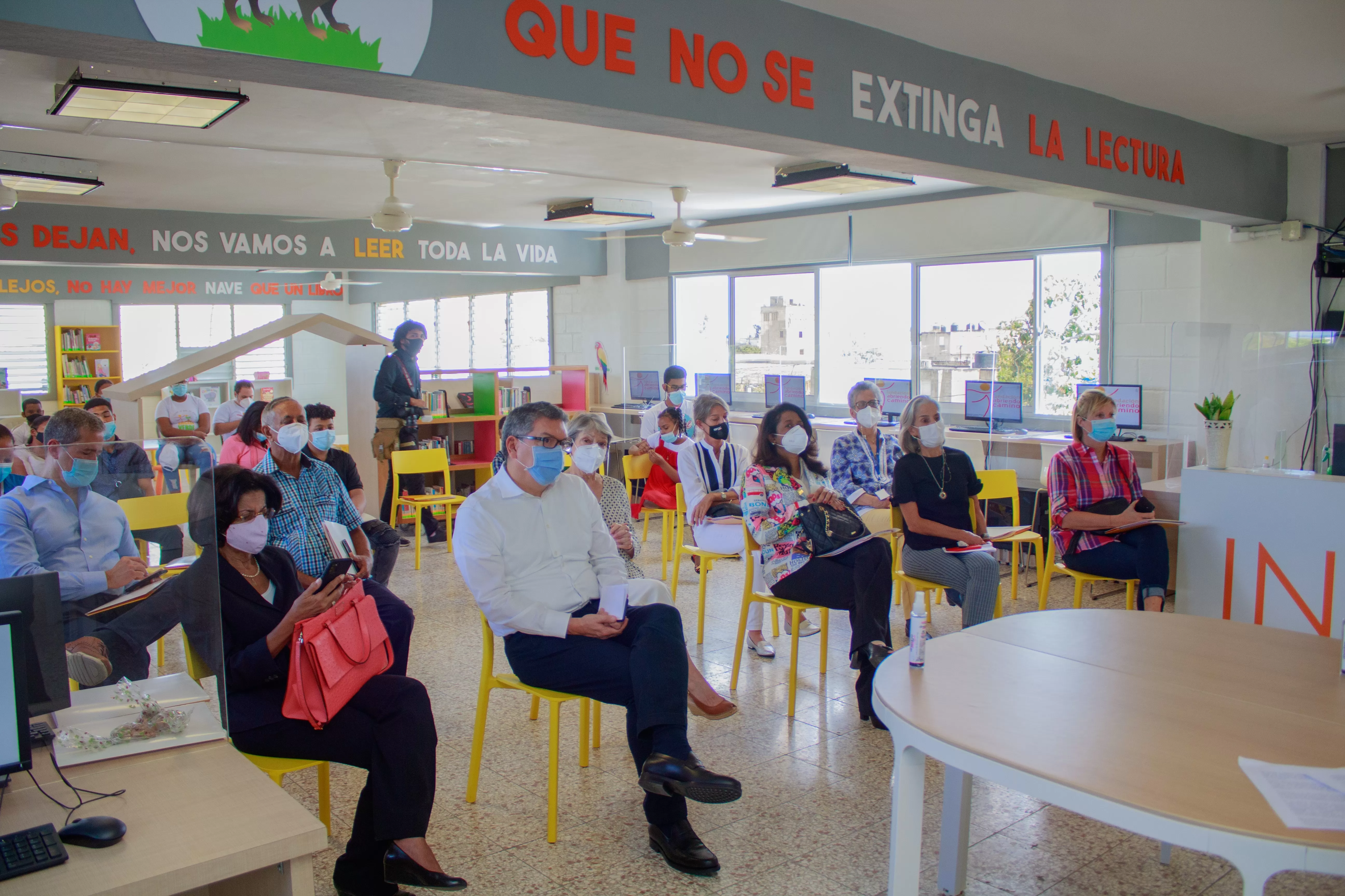 Fundación Abriendo Camino reabre biblioteca en Villas Agrícolas