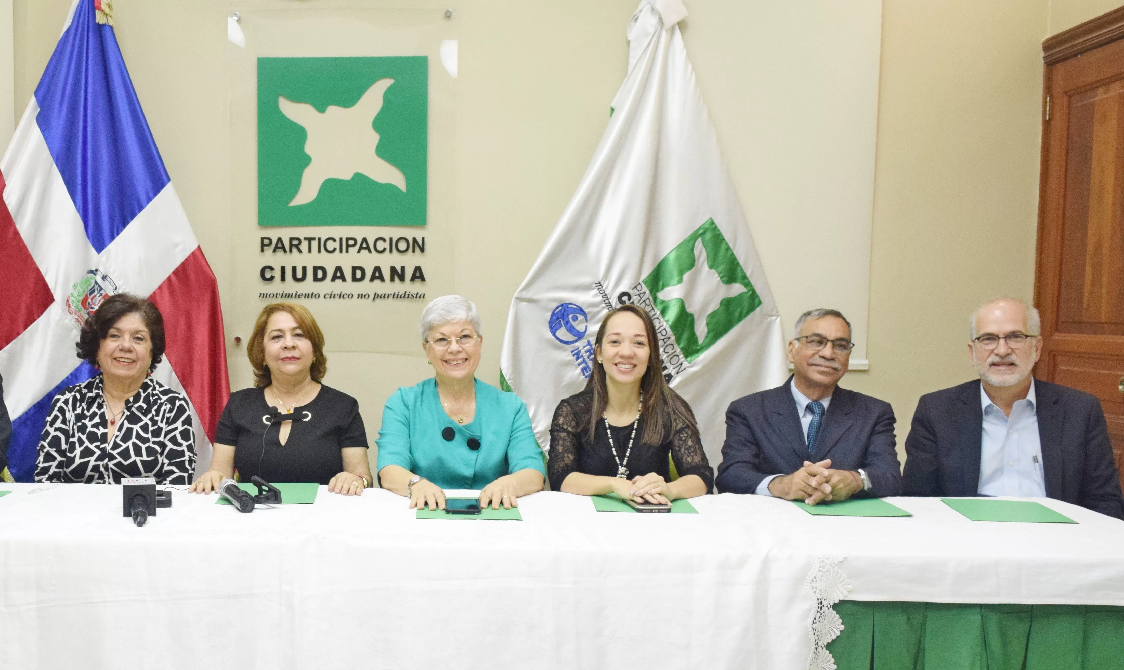 Participación Ciudadana: partidos se resisten al avance de la mujer en la política