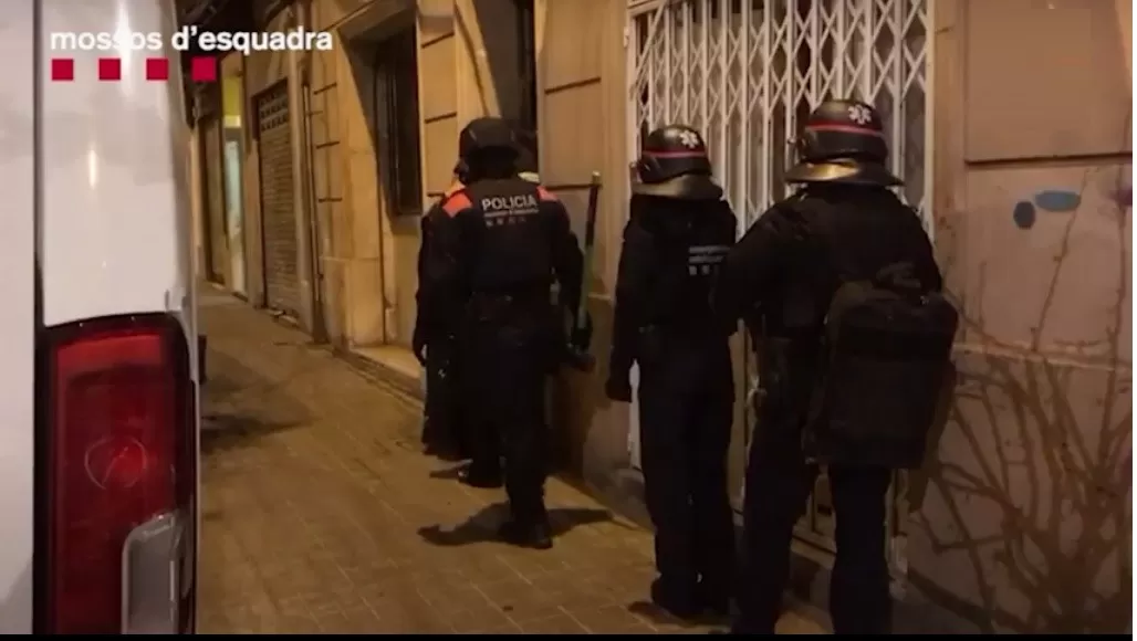 Detenidos seis dominicanos en España por asalto de prostíbulos y agresiones