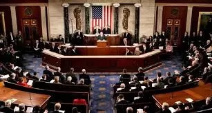 Senado aprueba elevar el techo de deuda y evita la suspensión de pagos
