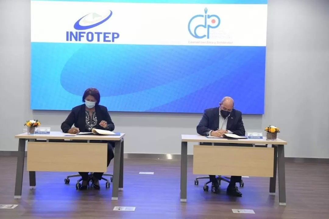 Infotep y CDP firman acuerdo para capacitar a periodistas