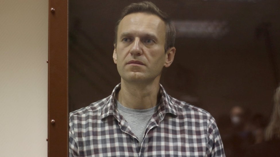 Alexei Navalny está perdiendo sensibilidad en piernas y manos: el deterioro de la salud del principal opositor de Putin en prisión