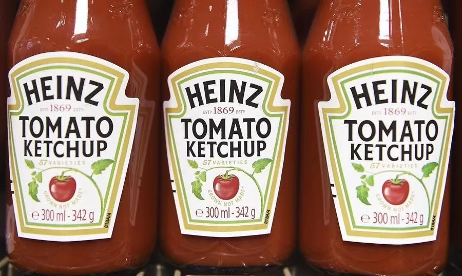 Una escasez de ketchup en EEUU obliga a Heinz a aumentar la producción un 25%