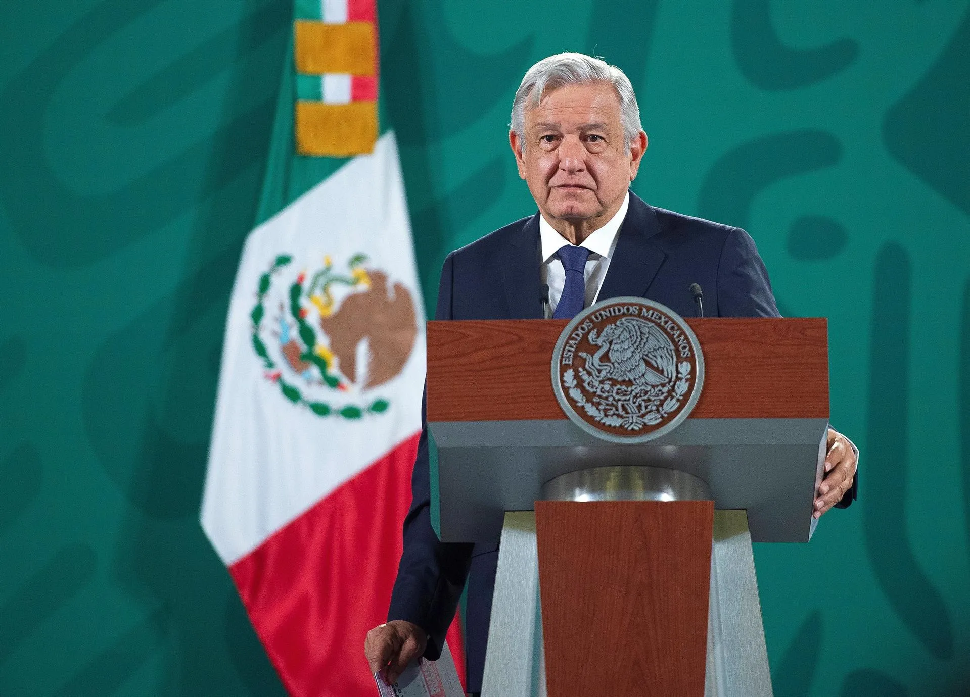 López Obrador explica por qué no ha visitado a heridos por desplome de tren