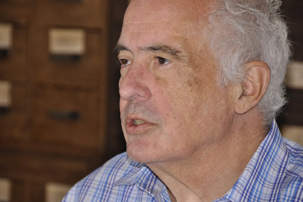 Bernardo Vega dice Peña Gómez ganó las elecciones de 1994, pero los peledeístas negociaron con Balaguer y le impidieron ser presidente