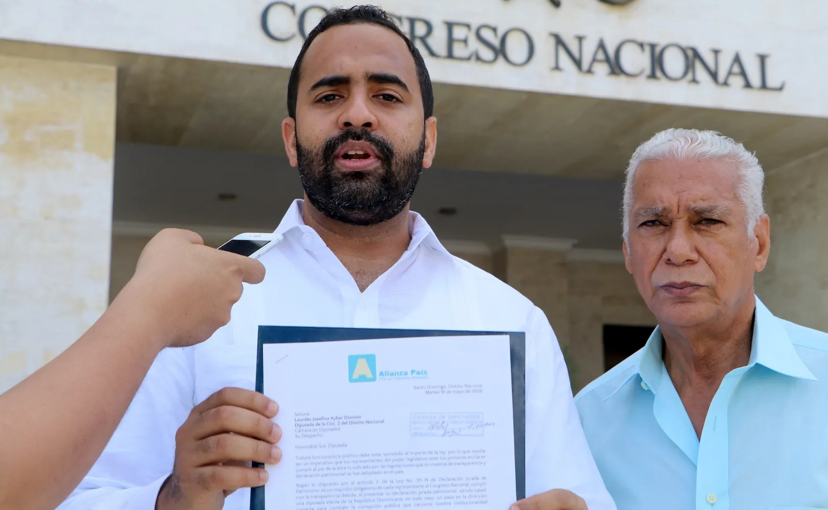 Alianza País exige a diputada de Fuerza de Pueblo que declare sus bienes