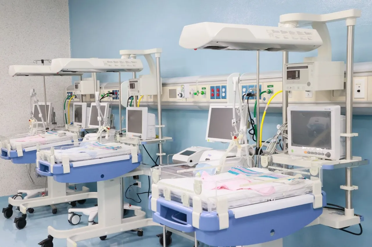 SNS entrega equipos valorados en RD$ 14.6 millones en dos hospitales