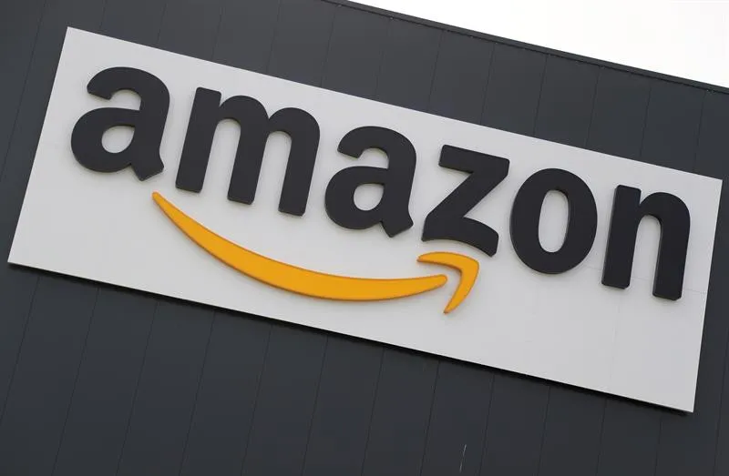 Francia impondrá un mínimo de tres euros por cada envío de libros de Amazon