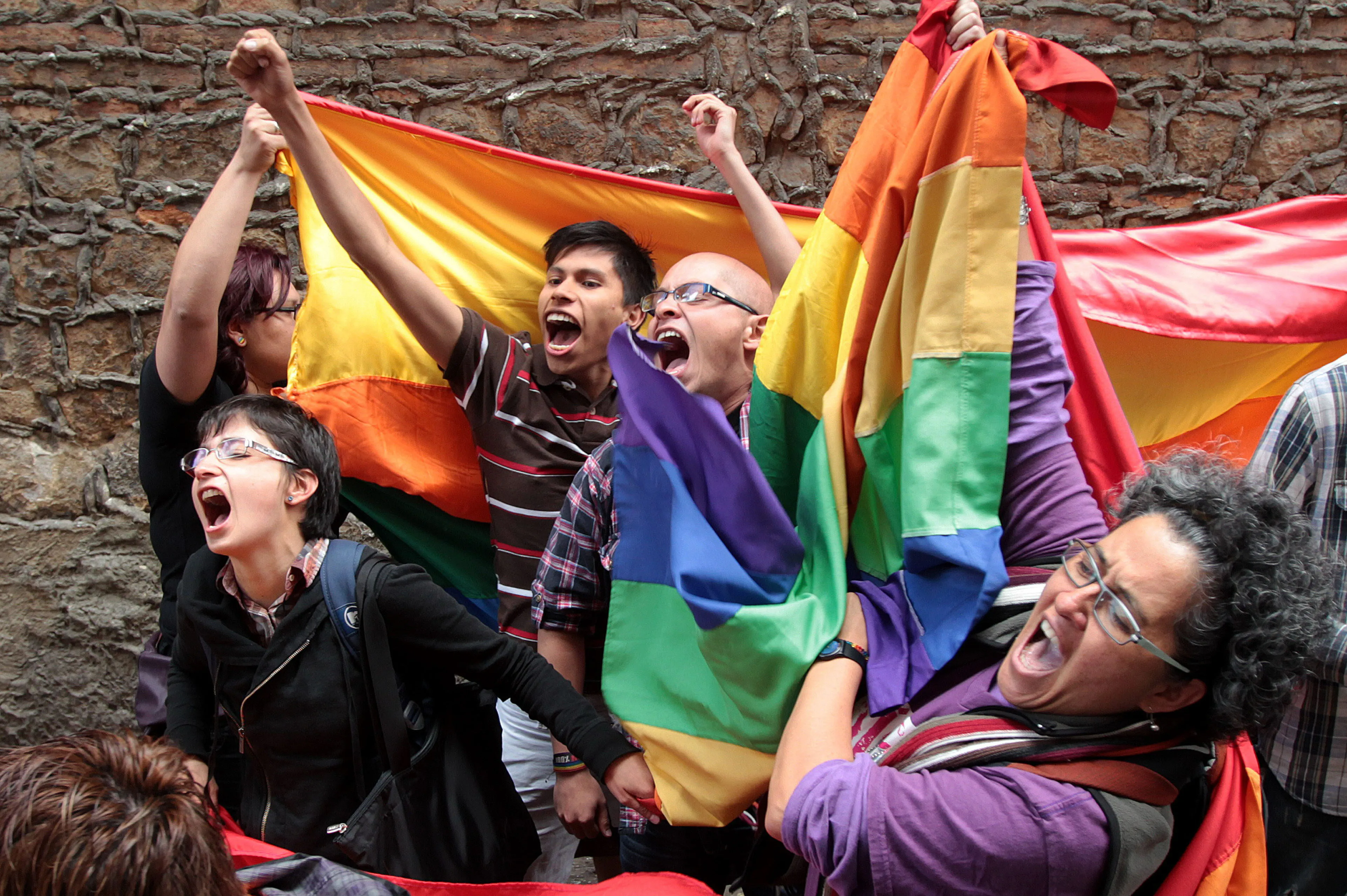¿Por qué se conmemora en junio el mes del Orgullo LGBTIQ+?