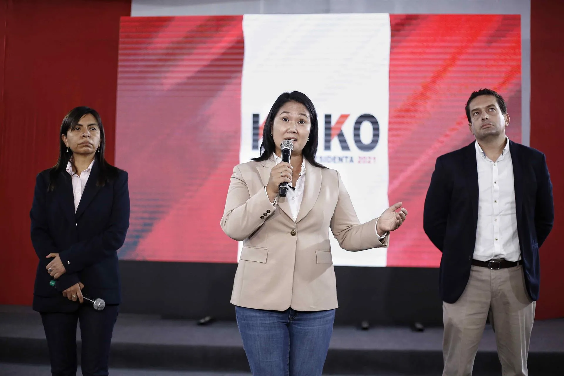 Keiko Fujimori sigue en el pataleo, se resiste a aceptar la victoria de Pedro Castillo