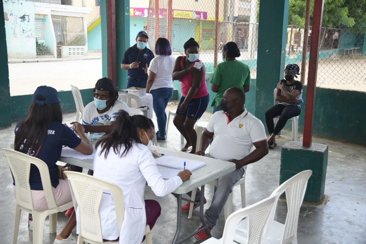 Más de 33 mil personas fueron inoculadas en jornada de vacunación en SPM