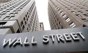 Wall Street cierra en rojo y el Dow baja pendiente de la inflación