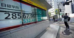 La Bolsa de Tokio cierra un 0,03 % a la baja tras un ligero repunte