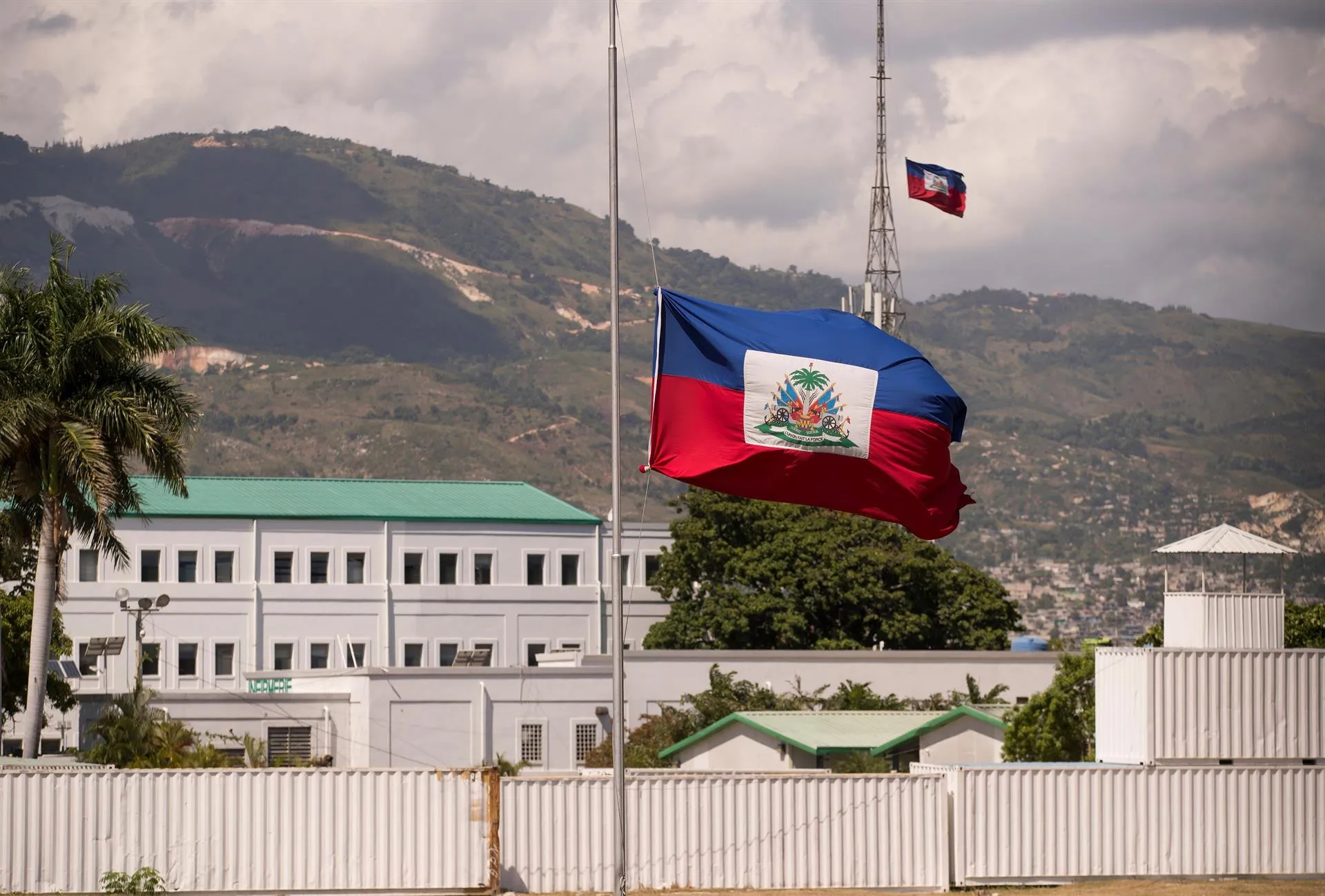 Equipo de la Policía colombiana llega a Haití para investigar el magnicidio