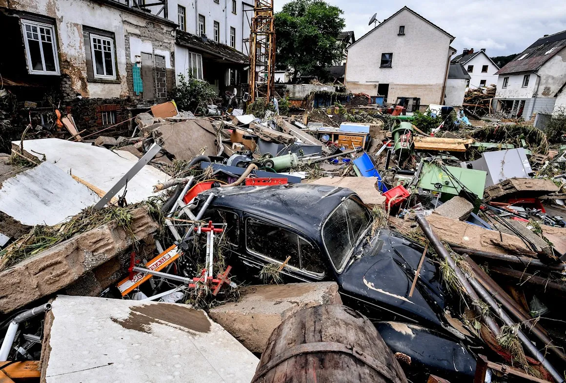Las inundaciones alemanas suman 143 muertos y plasman el combate climático