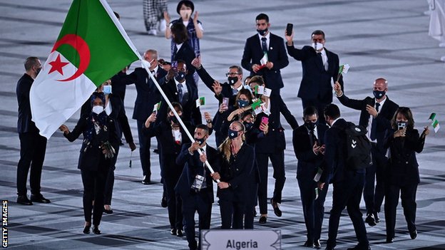 Tokio: el judoka argelino Fethi Nourine se retira de los Juegos Olímpicos por un posible encuentro con un rival israelí