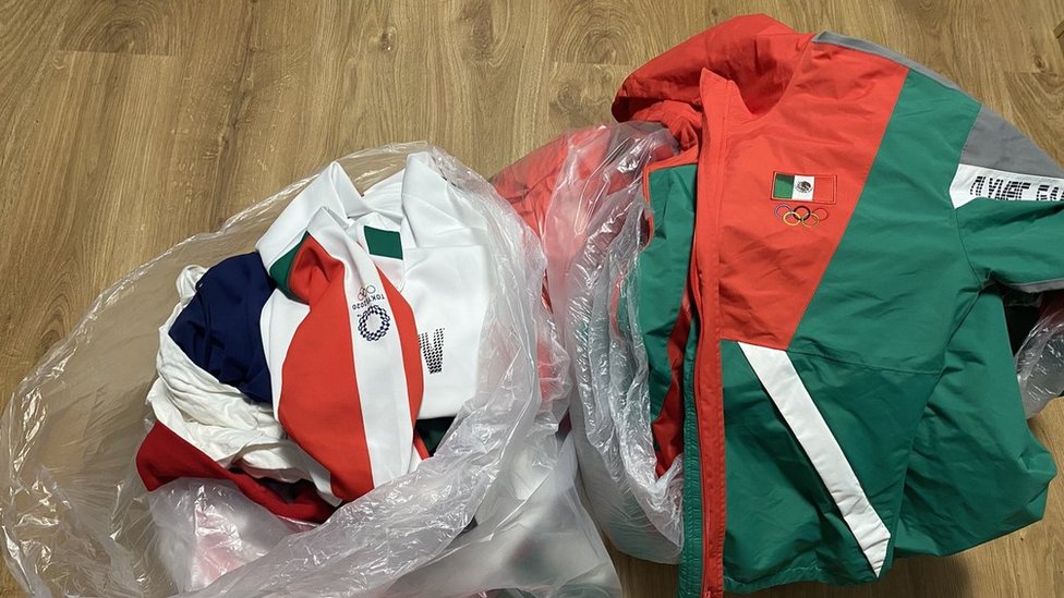 Sóftbol México: la polémica por las jugadoras que tiraron sus uniformes a la basura en Tokyo 2020