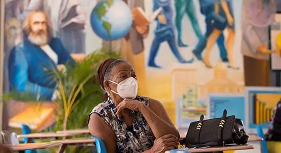 Los casos de coronavirus siguen descendiendo en República Dominicana