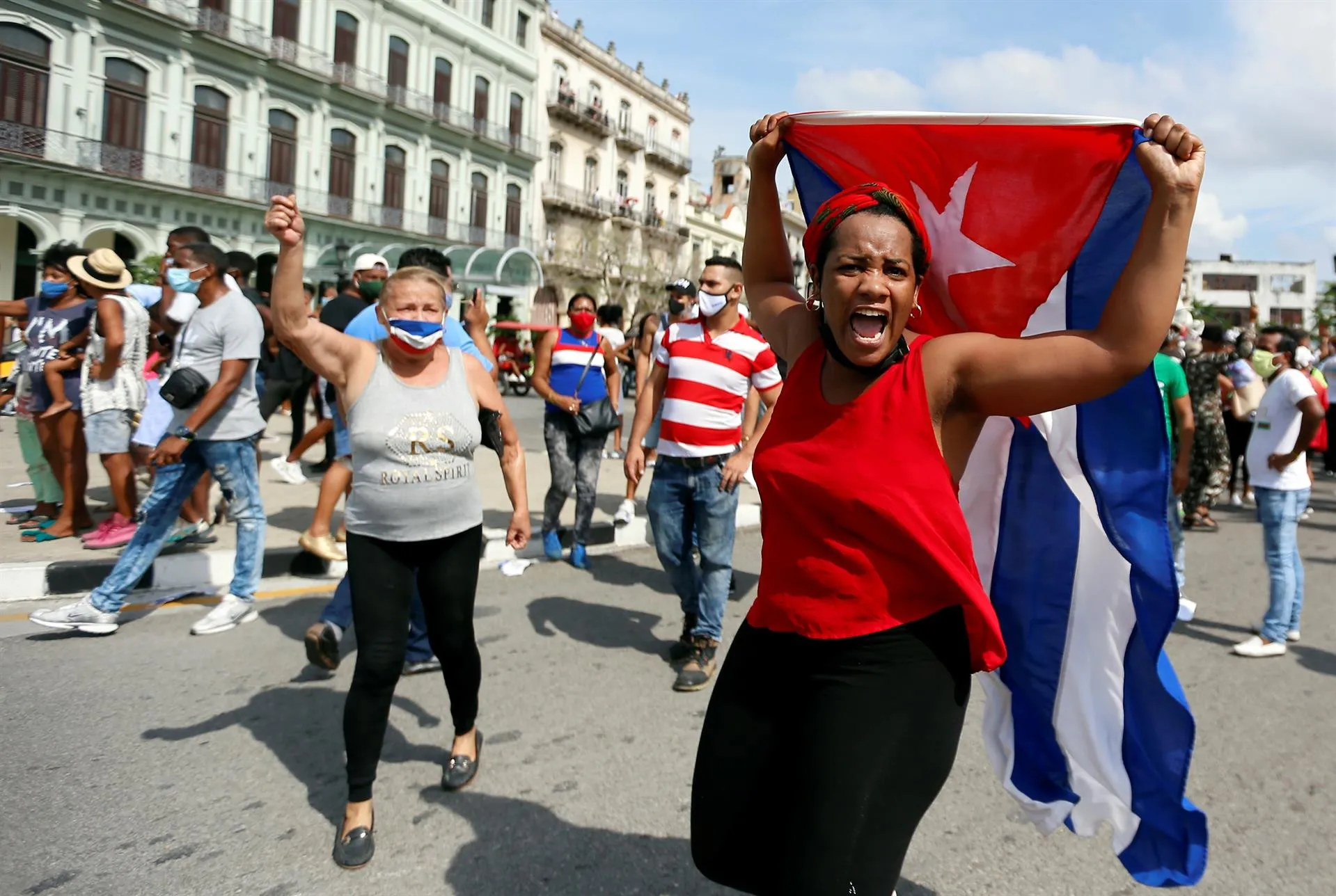 Aseguran hay represión contra manifestantes en Cuba
