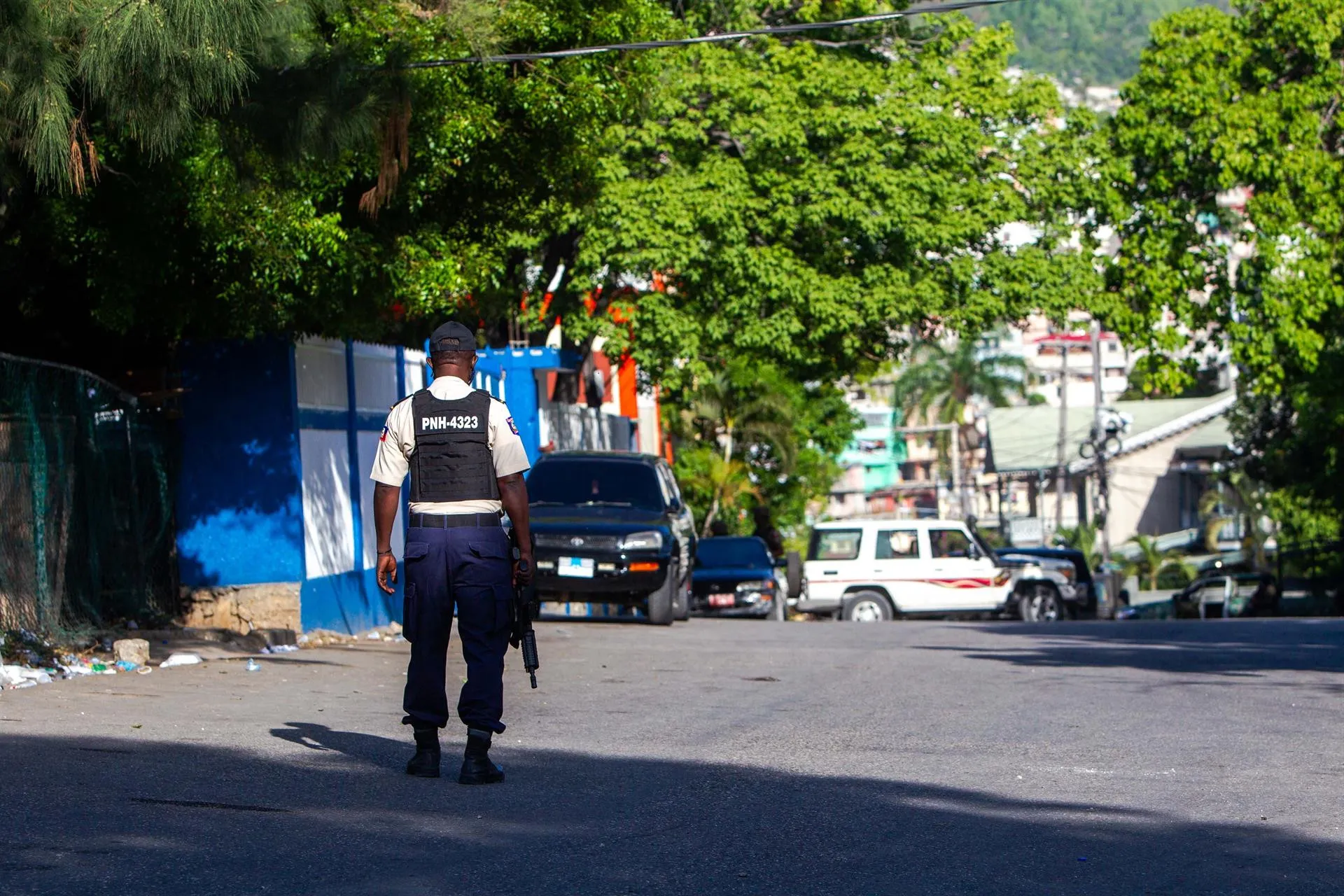 Policía de Haití intercepta a supuestos asesinos del presidente Moise