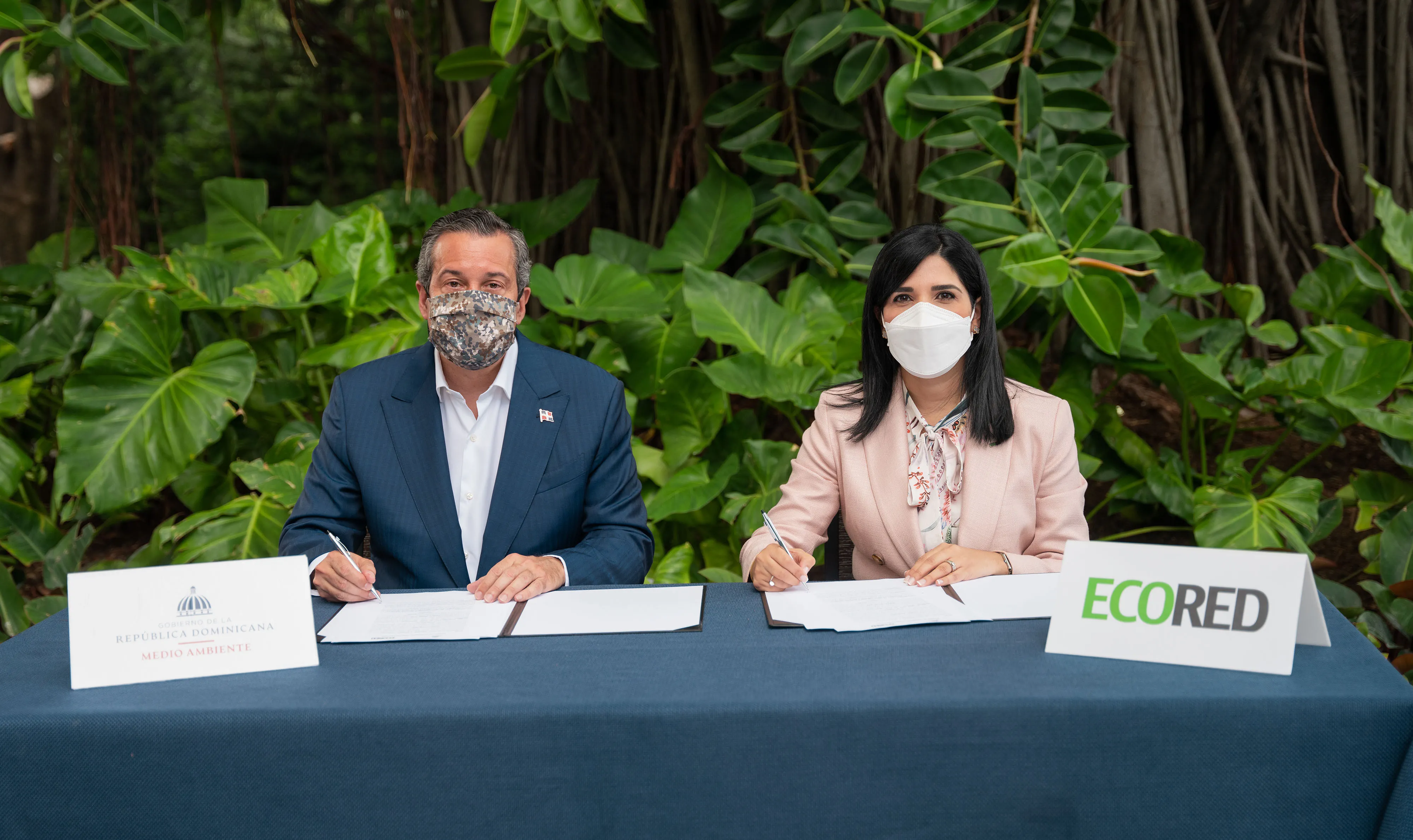 Ecored y Medio Ambiente firman acuerdo para crear políticas de gestión ambiental
