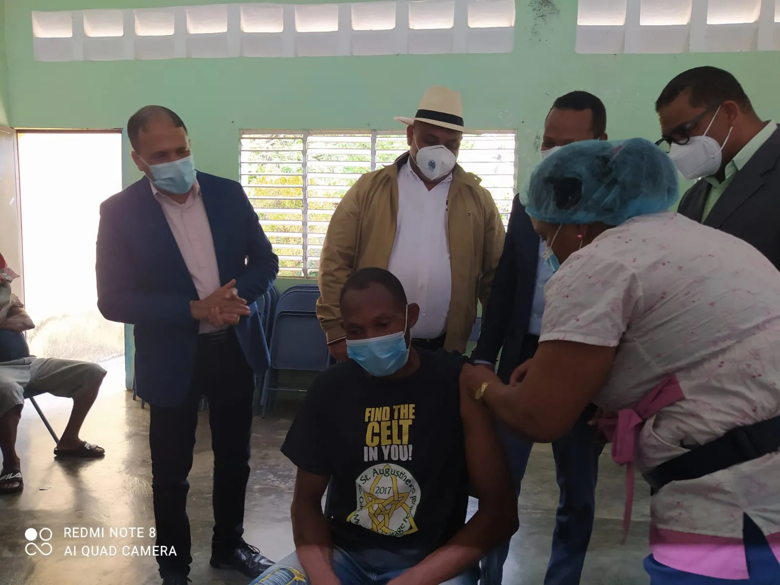 Autoridades supervisan centros de vacunación en Yamasá