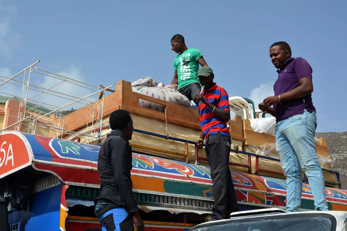 Gobierno dominicano reiniciará exportaciones a Haití por razones humanitarias