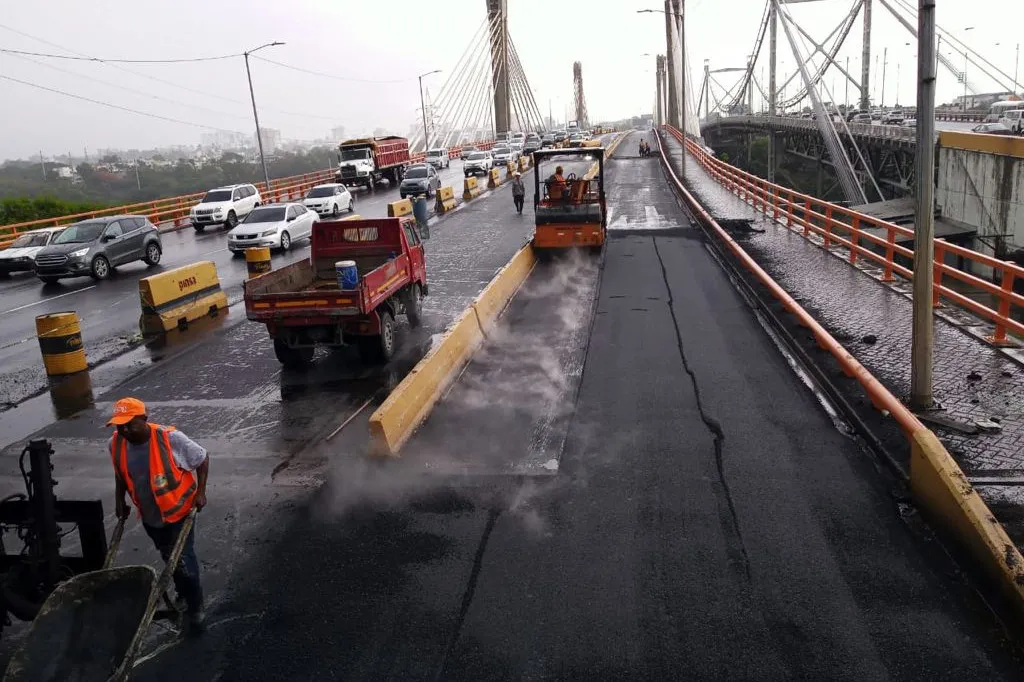 Obras Públicas: remodelación al puente Juan Bosch está a punto de culminar