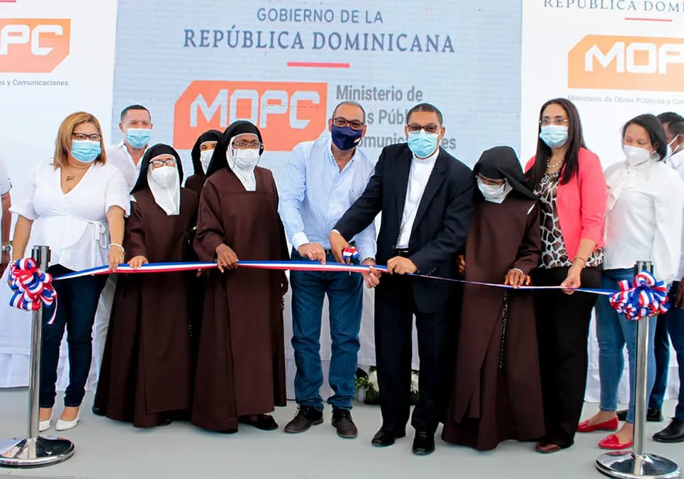 Obras Públicas entrega monasterio por un monto RD$ 22 millones