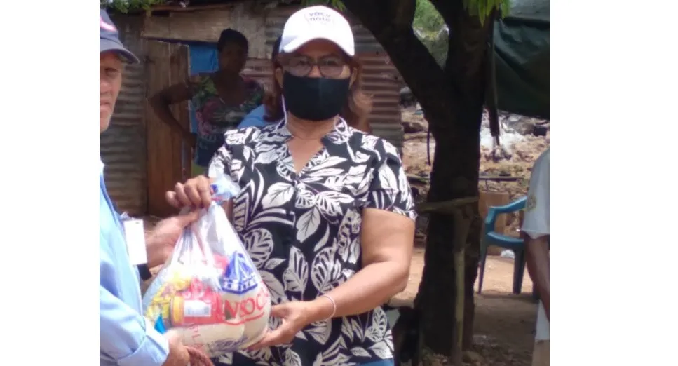 Distribuyen alimentos en comunidades agrícolas de Pedernales