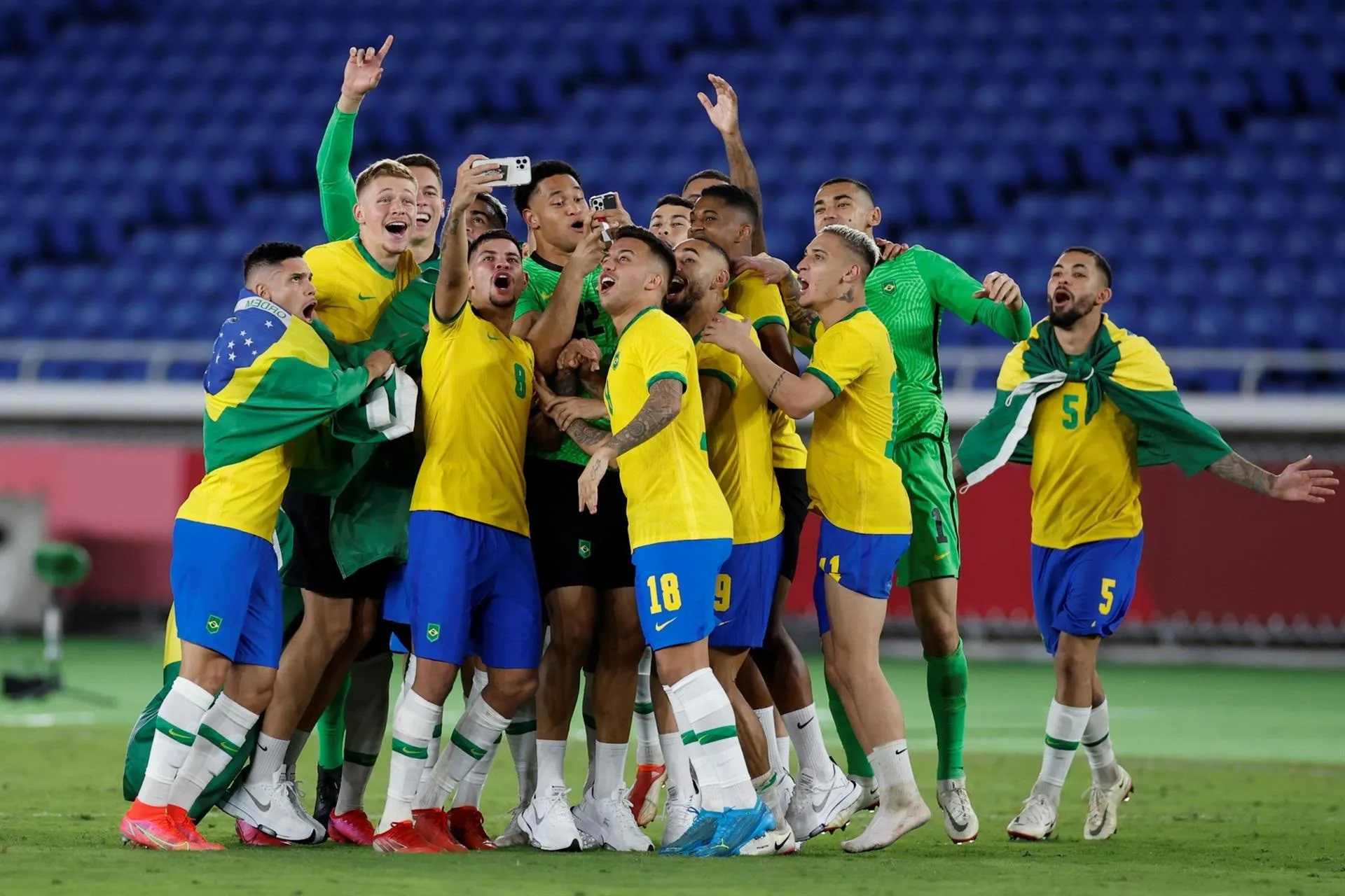 Brasil revalida el oro en fútbol olímpico