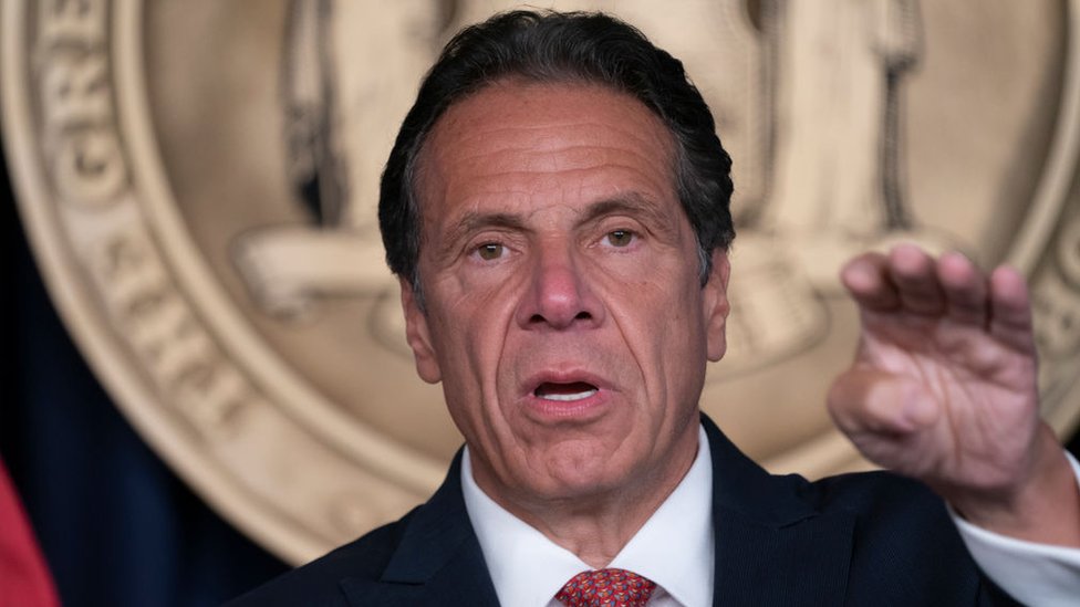 Andrew Cuomo: renuncia el gobernador de Nueva York acusado de acoso sexual por 11 mujeres