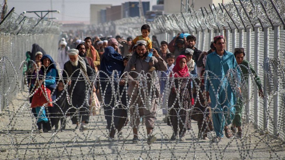 Afganistán: el drama del éxodo alternativo de afganos por la frontera con Pakistán