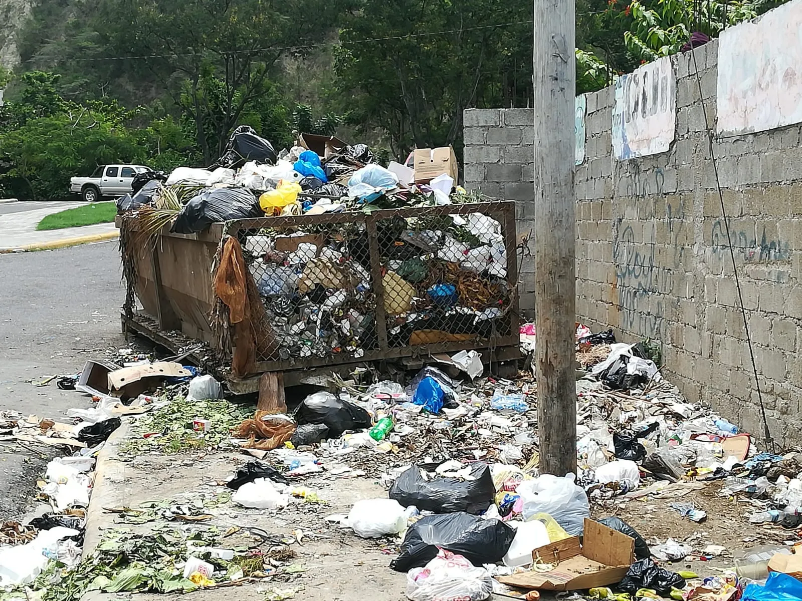 Quejas por basura genera ruido en gestión de Abel Martínez