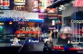 Wall Street abre en rojo y el Dow Jones baja un 0,31 %, preocupado por covid