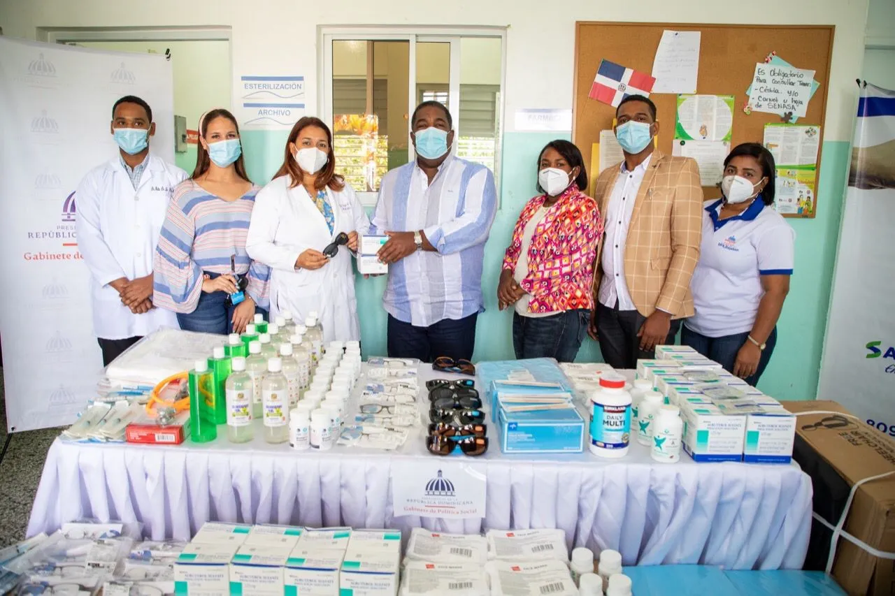 Gabinete de Política Social entrega medicamentos por 23 millones de pesos