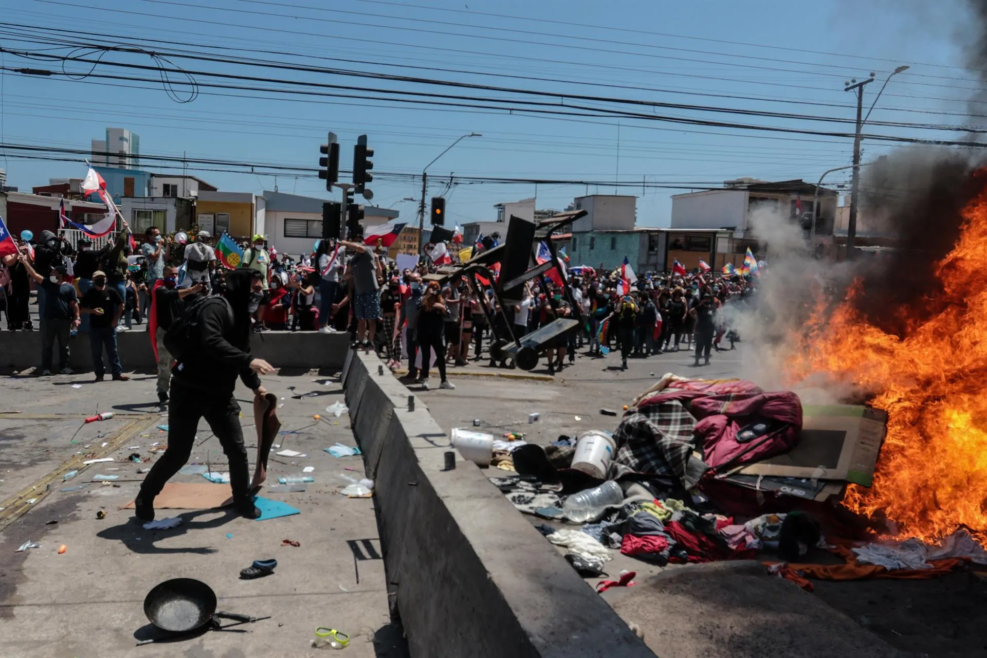Diálogo venezolano concluye con condena al ataque xenófobo en Chile